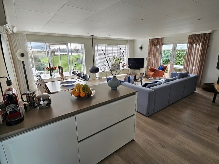 Foto 13 van Achterzeedijk 1-A45