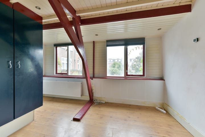 Foto 24 van Laurens Reaalstraat 17