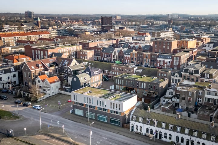 Foto 2 van Amstelstraat 1