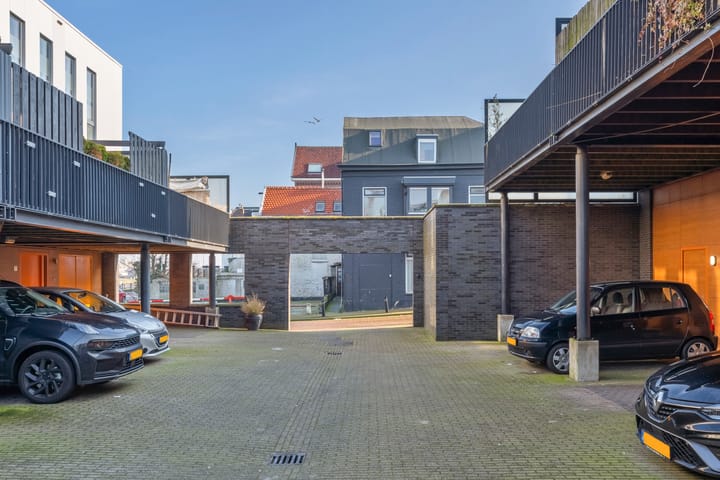 Foto 49 van Amstelstraat 1