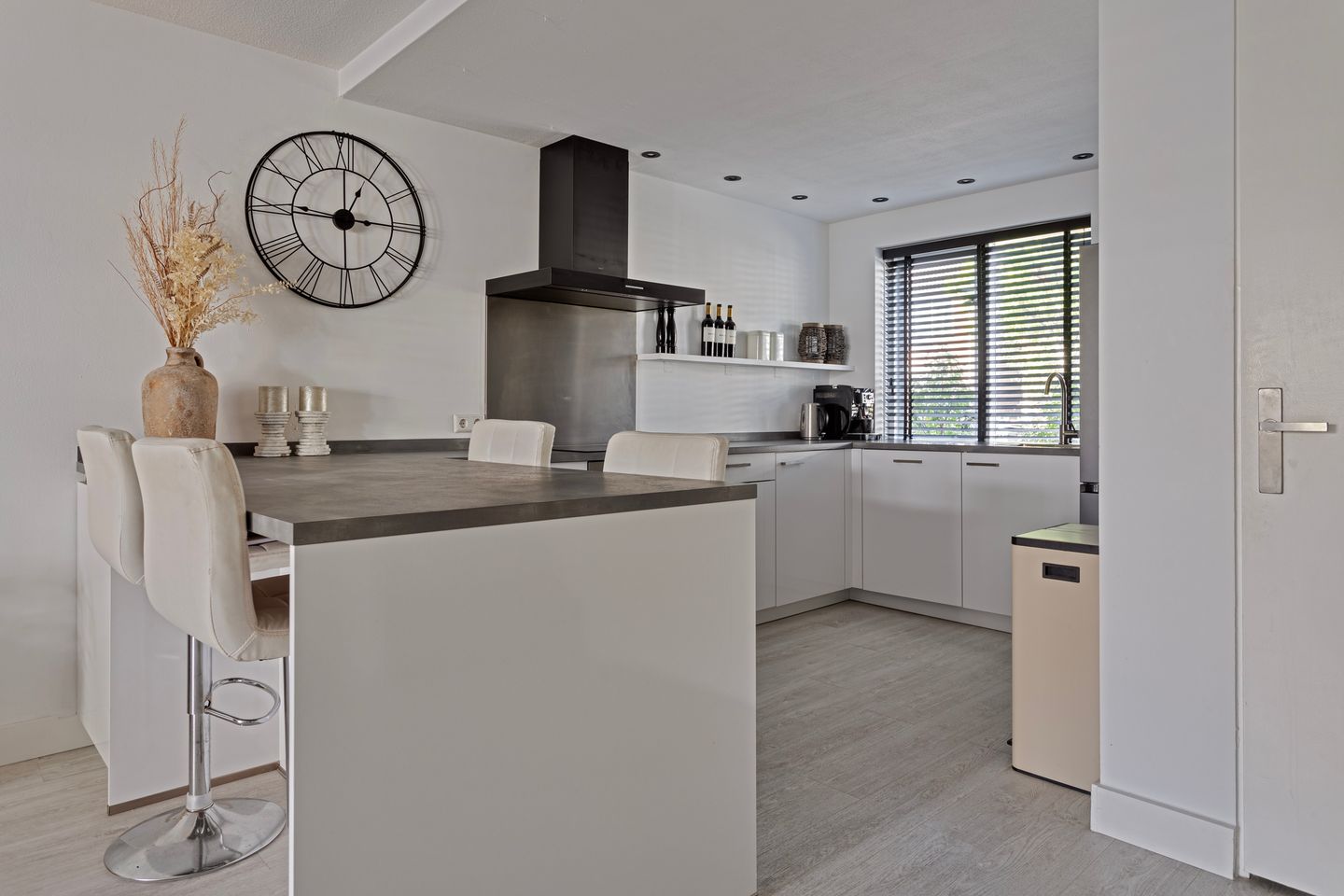 Foto 5 van Steenbank 10