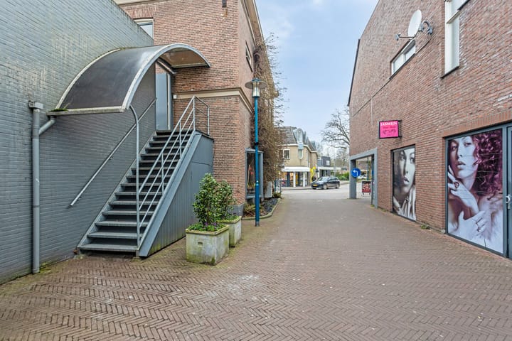 Photo 7 of Hoofdstraat 113-A