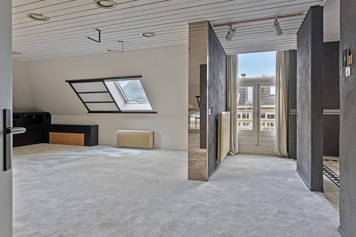 Photo 14 of Hoofdstraat 113-A