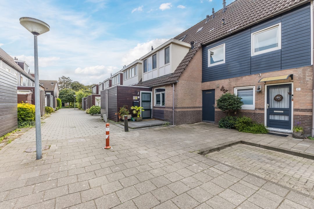 Photo 7 of Mahatma Ghandhihof 10