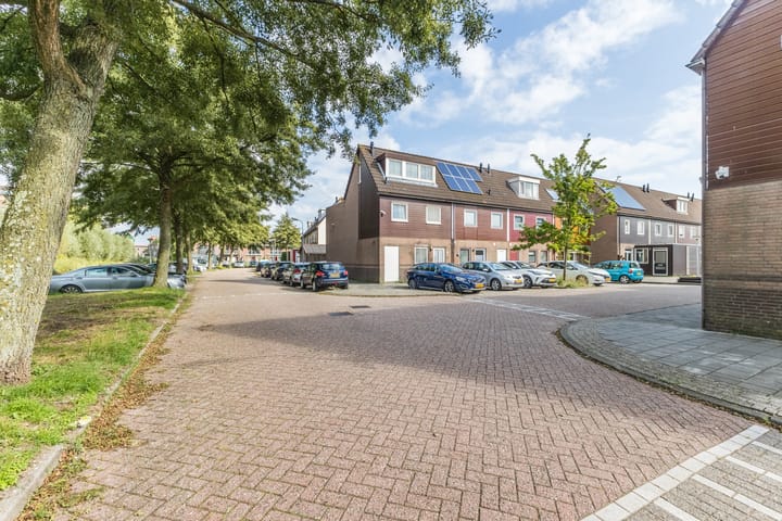 Foto 35 van Mahatma Ghandhihof 10