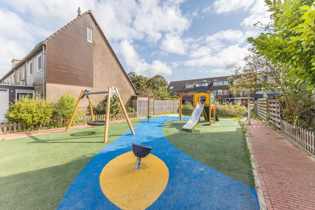 Photo 37 of Mahatma Ghandhihof 10