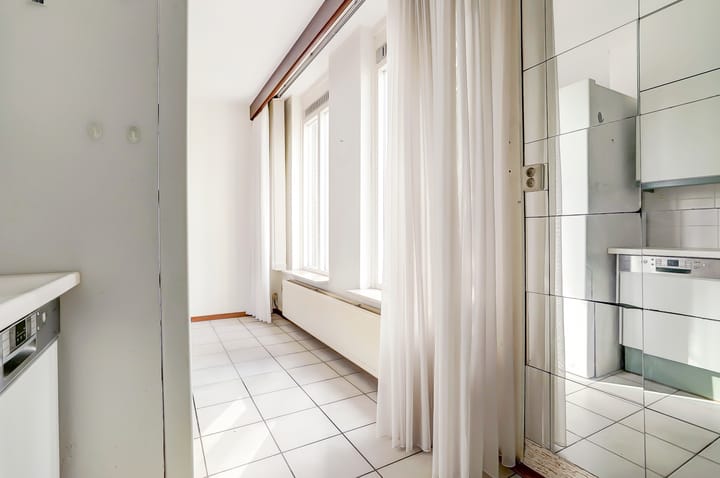 Photo 8 of Klaproos 18