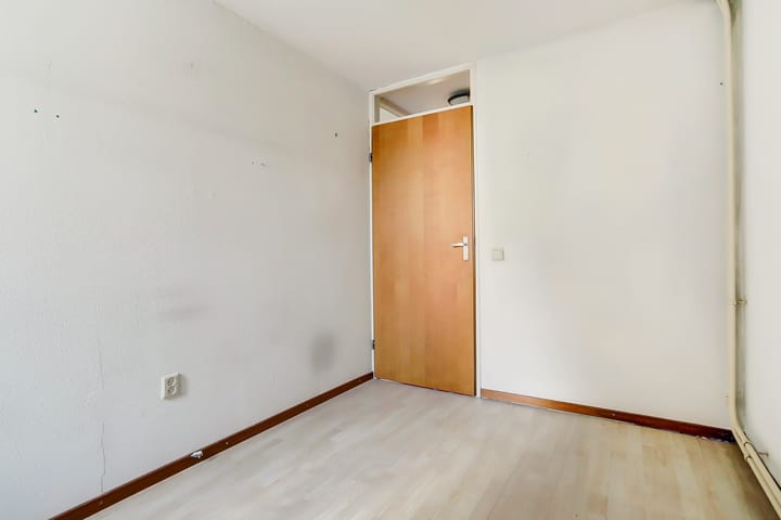 Photo 15 of Klaproos 18