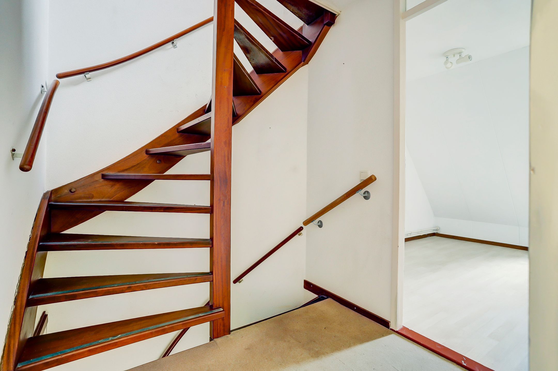 Foto 21 van Klaproos 18