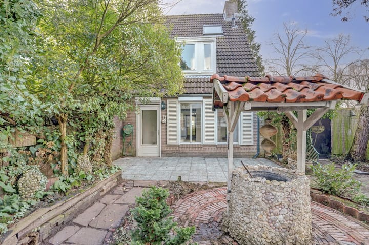 Photo 30 of Klaproos 18