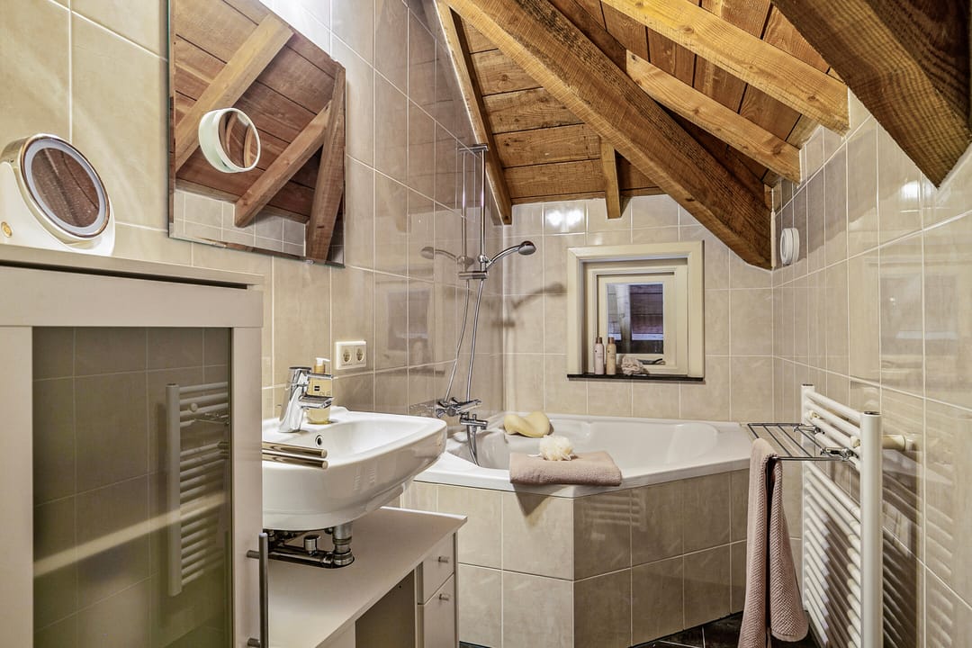 Foto 28 van Harremaatweg 52-22