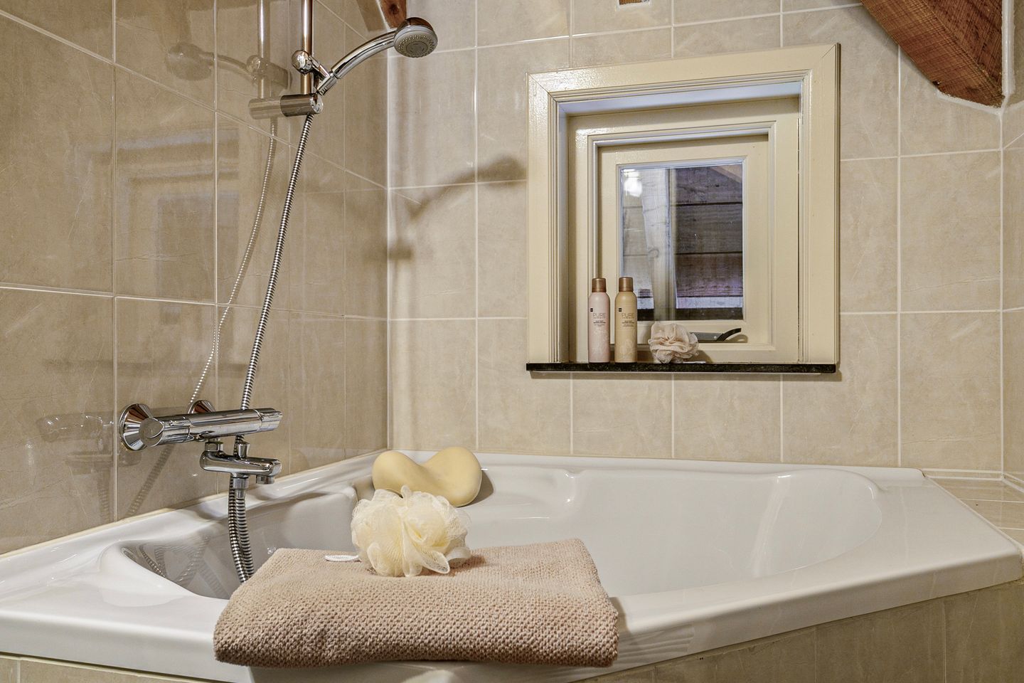 Foto 29 van Harremaatweg 52-22