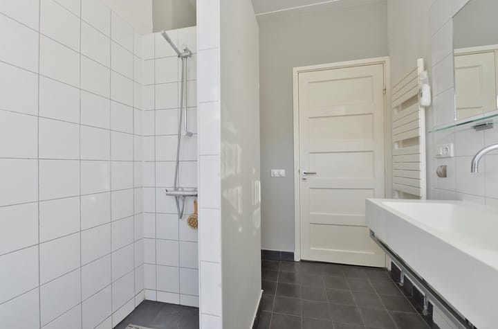 Foto 21 van Emmakade 13