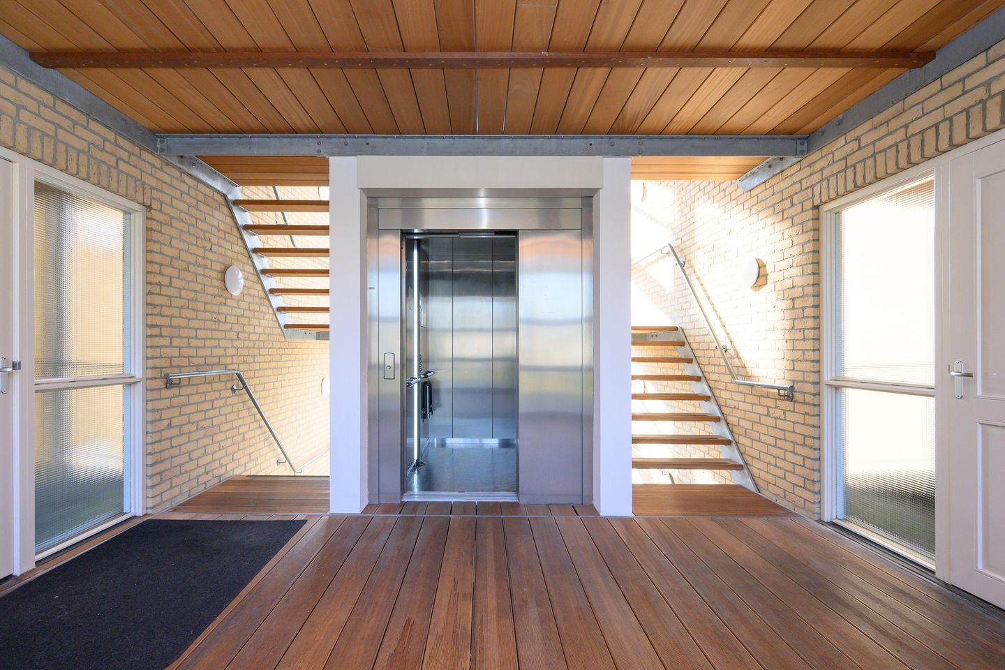 Foto 20 van Burgemeester Dekkerstraat 16