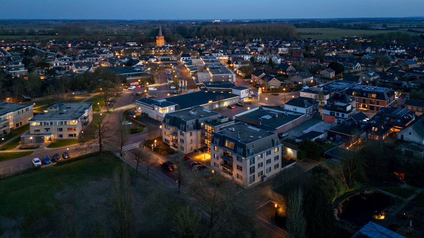 Foto 29 van Burgemeester Dekkerstraat 16