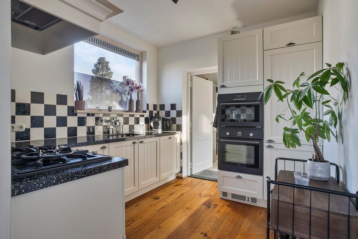 Foto 2 van Julianastraat 16