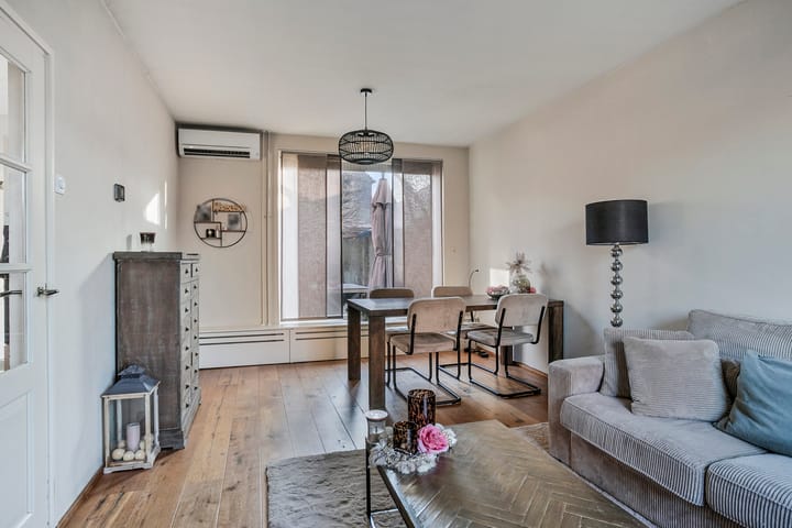 Foto 13 van Julianastraat 16