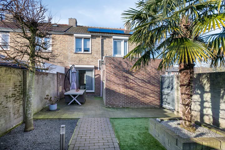 Foto 22 van Julianastraat 16