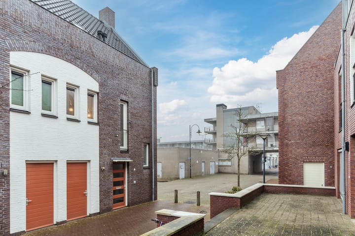 Foto 7 van De Jonghstraat 1