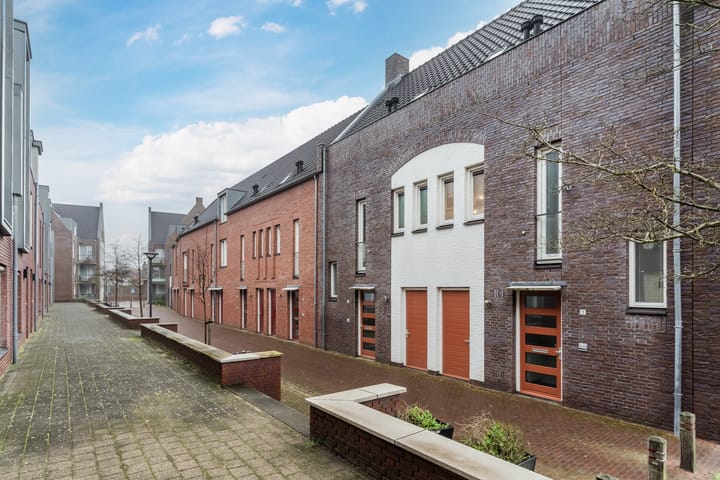 Foto 10 van De Jonghstraat 1