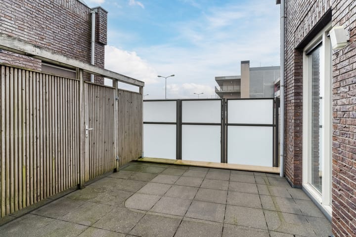 Foto 30 van De Jonghstraat 1