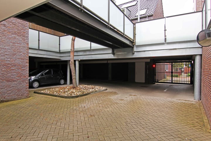 Foto 33 van De Jonghstraat 1