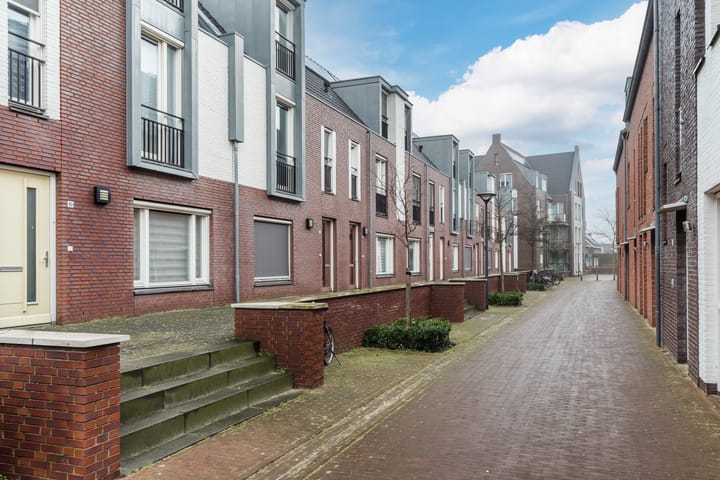 Foto 34 van De Jonghstraat 1