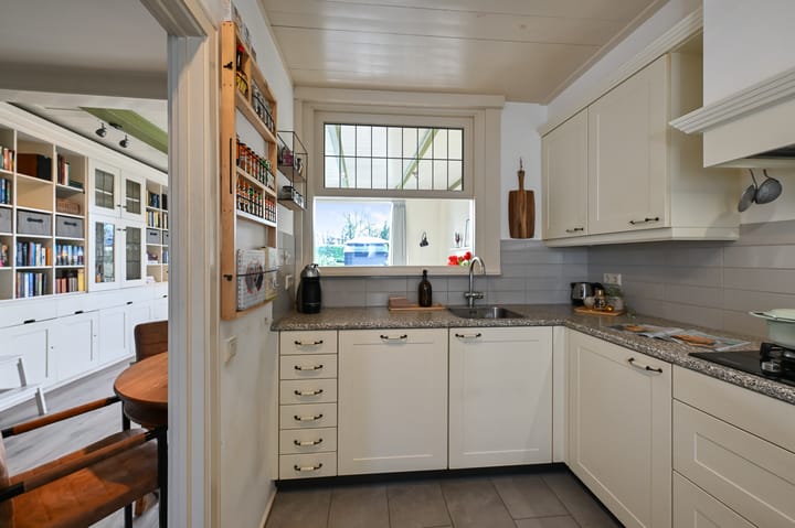 Foto 8 van Overtoom 18