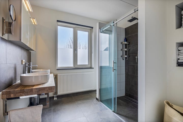 Foto 28 van Valkappel 9