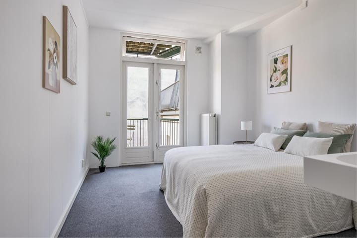 Foto 4 van Overtoom 215-3