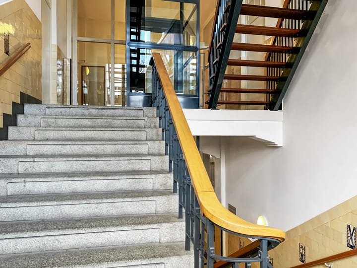 Foto 26 van Larenseweg 28-A14