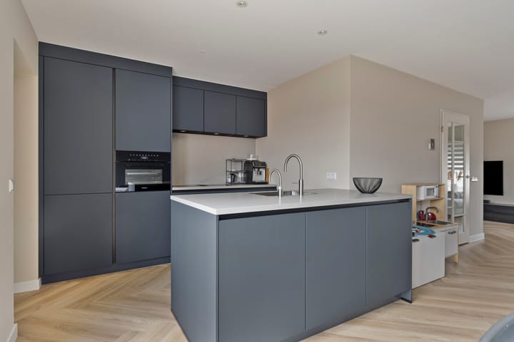 Foto 8 van Aendijkestraat 38