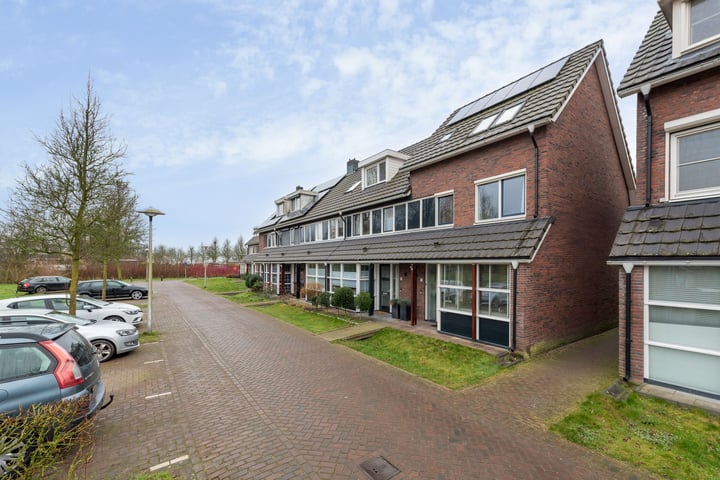Bekijk foto van Trévouxperenlaan 83