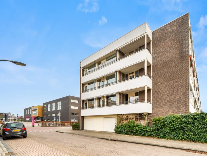 Photo 6 of Bijdorplaan 24