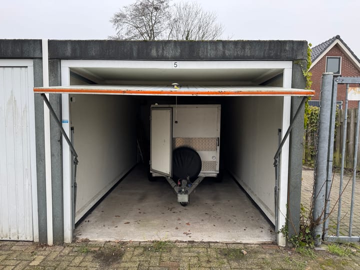 Foto 3 van Lindsterlaan 2