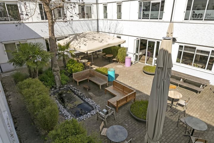Takkebijsters 72, Breda