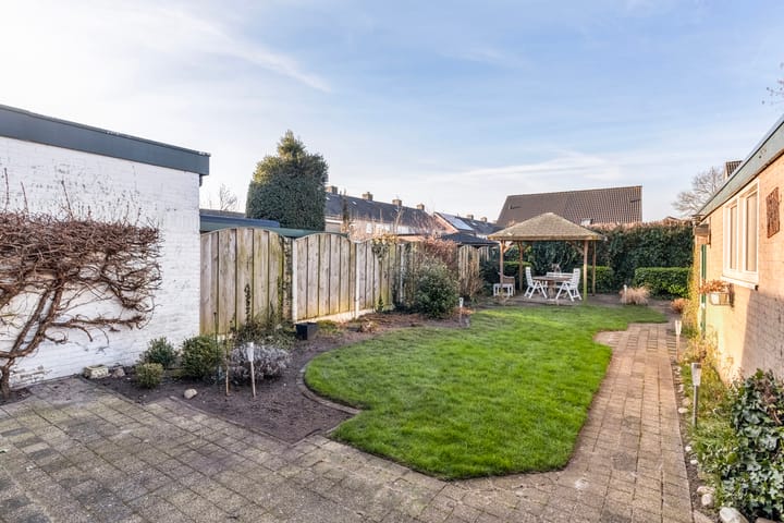 Foto 35 van Kortenaerstraat 75