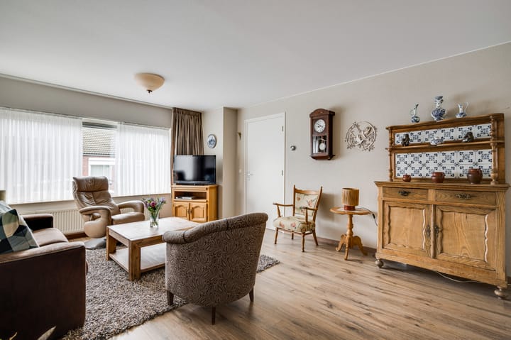 Foto 2 van Schoolstraat 44