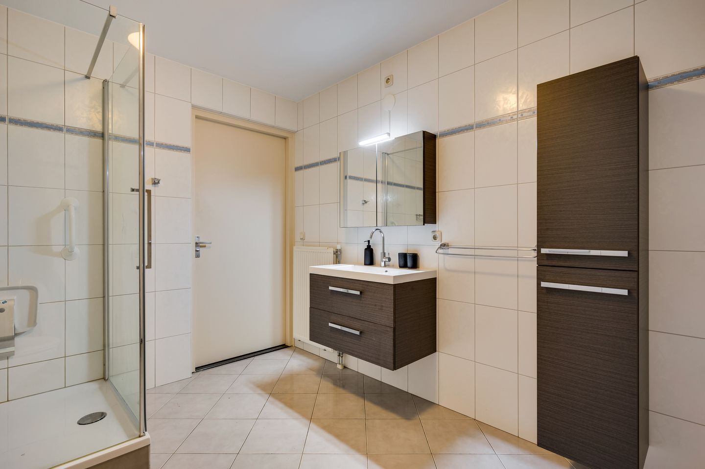 Photo 5 of Schoolstraat 44