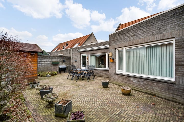 Foto 6 van Schoolstraat 44