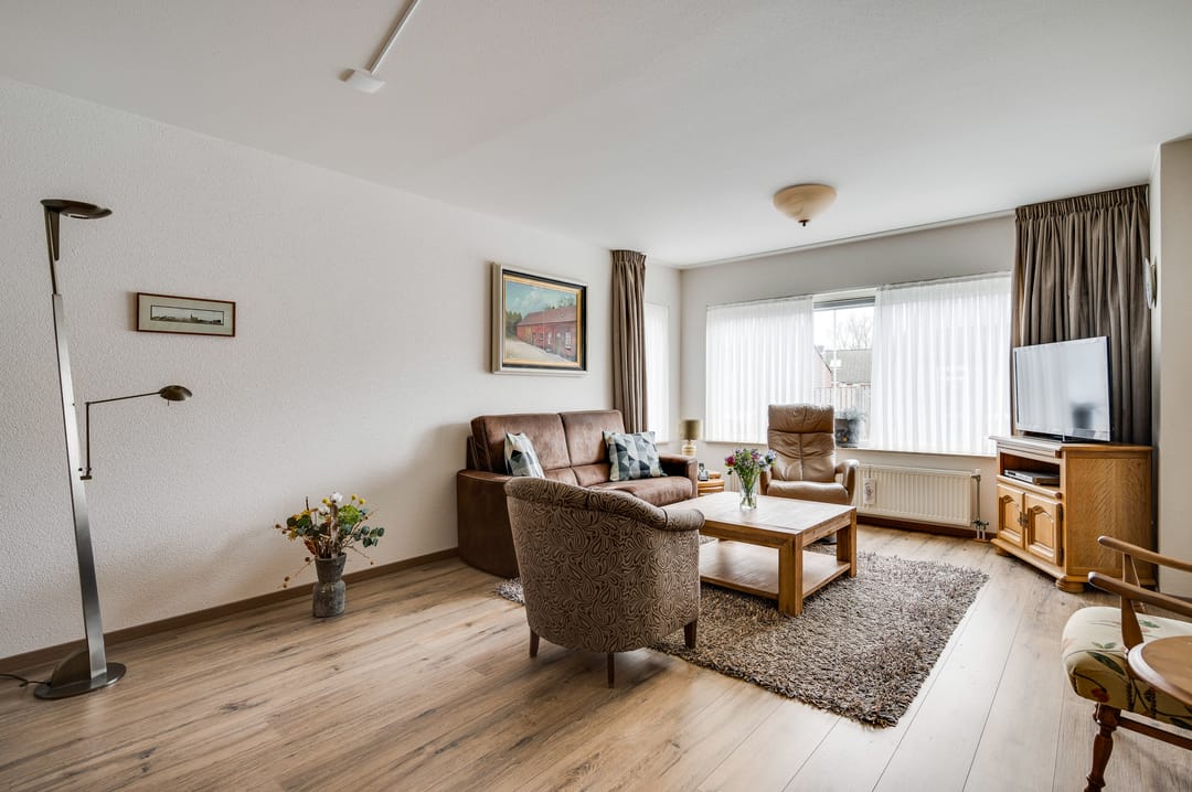 Photo 8 of Schoolstraat 44