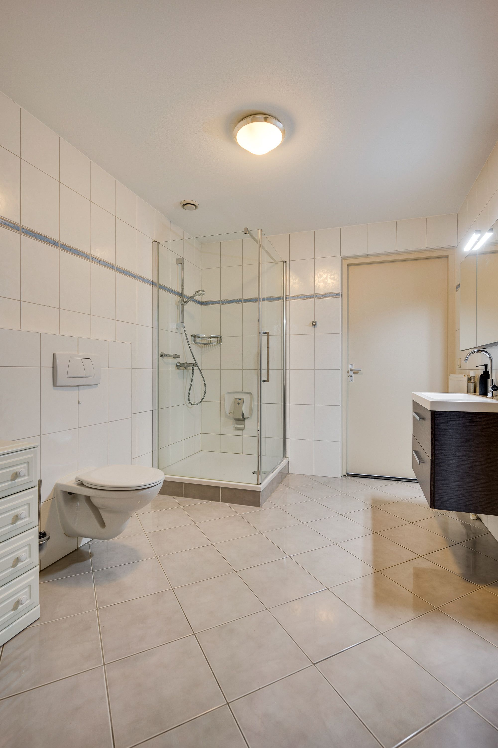 Photo 15 of Schoolstraat 44