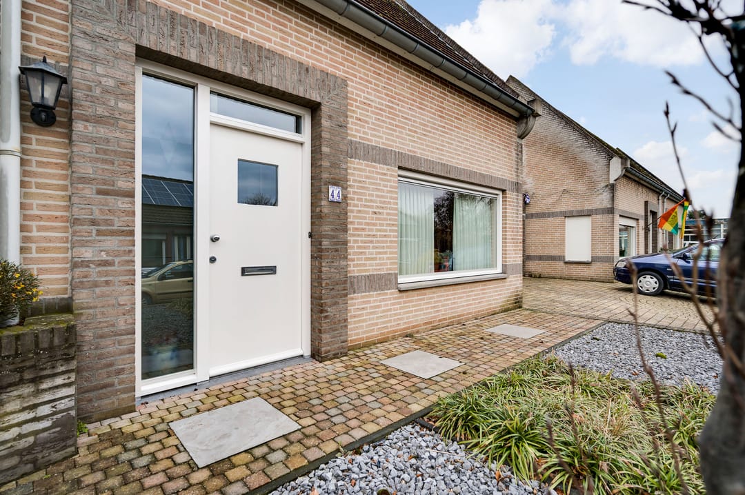 Photo 23 of Schoolstraat 44