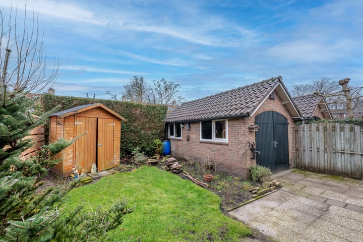 Foto 41 van De Ruyterstraat 71