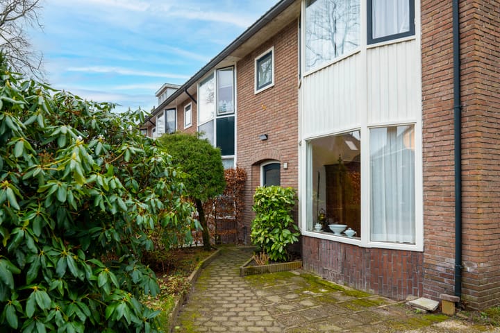 Foto 43 van De Ruyterstraat 71