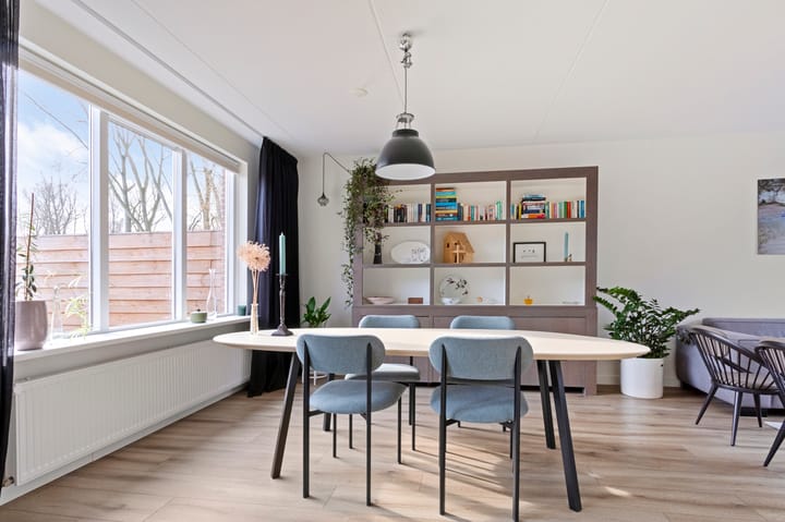 Foto 9 van Delta 103