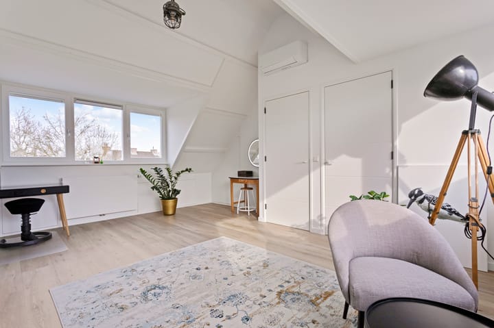 Foto 29 van Delta 103