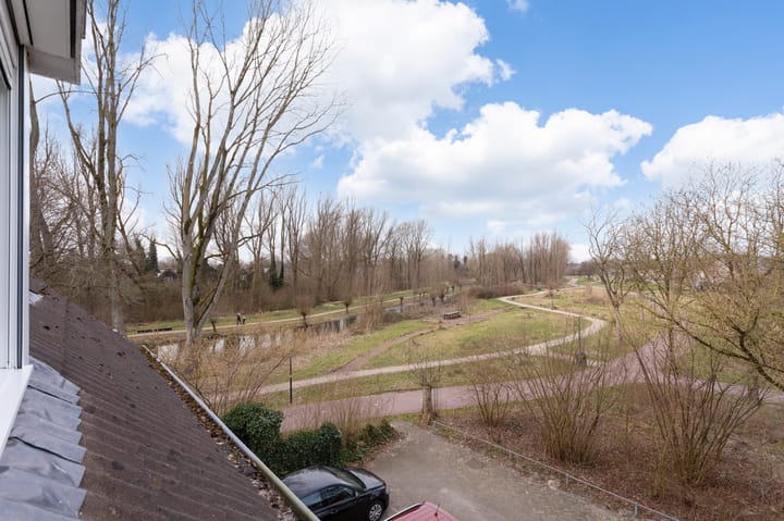 Foto 32 van Delta 103