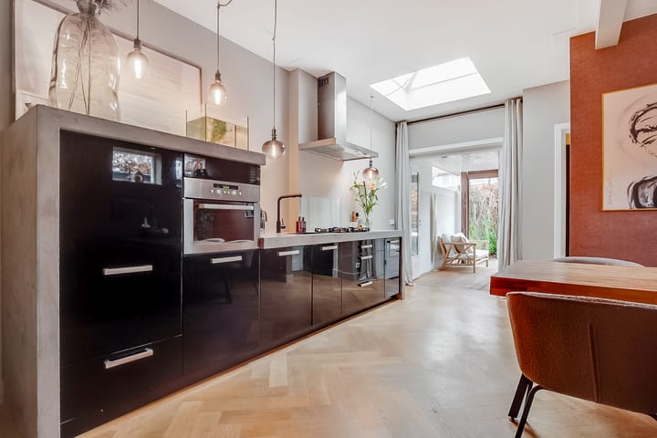 Foto 9 van Spechtstraat 4