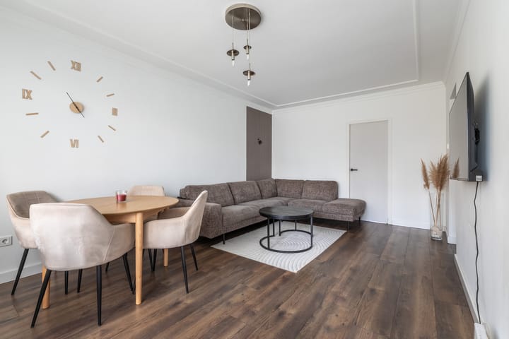 Foto 2 van Poelenburg 50